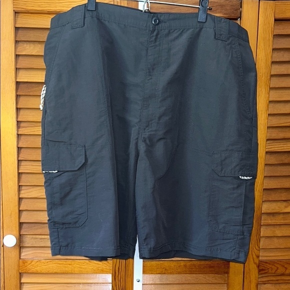 Wrangler Cargo Shorts Size 44 - Picture 1 of 10